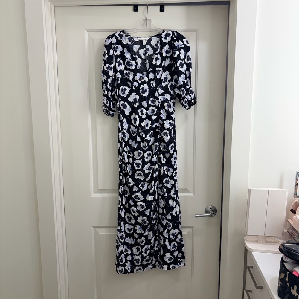 H&M Floral Puff Sleeve Sleeve Dress